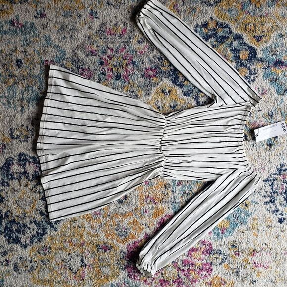 BOOHOO off the shoulder blouse - Picture 2 of 8